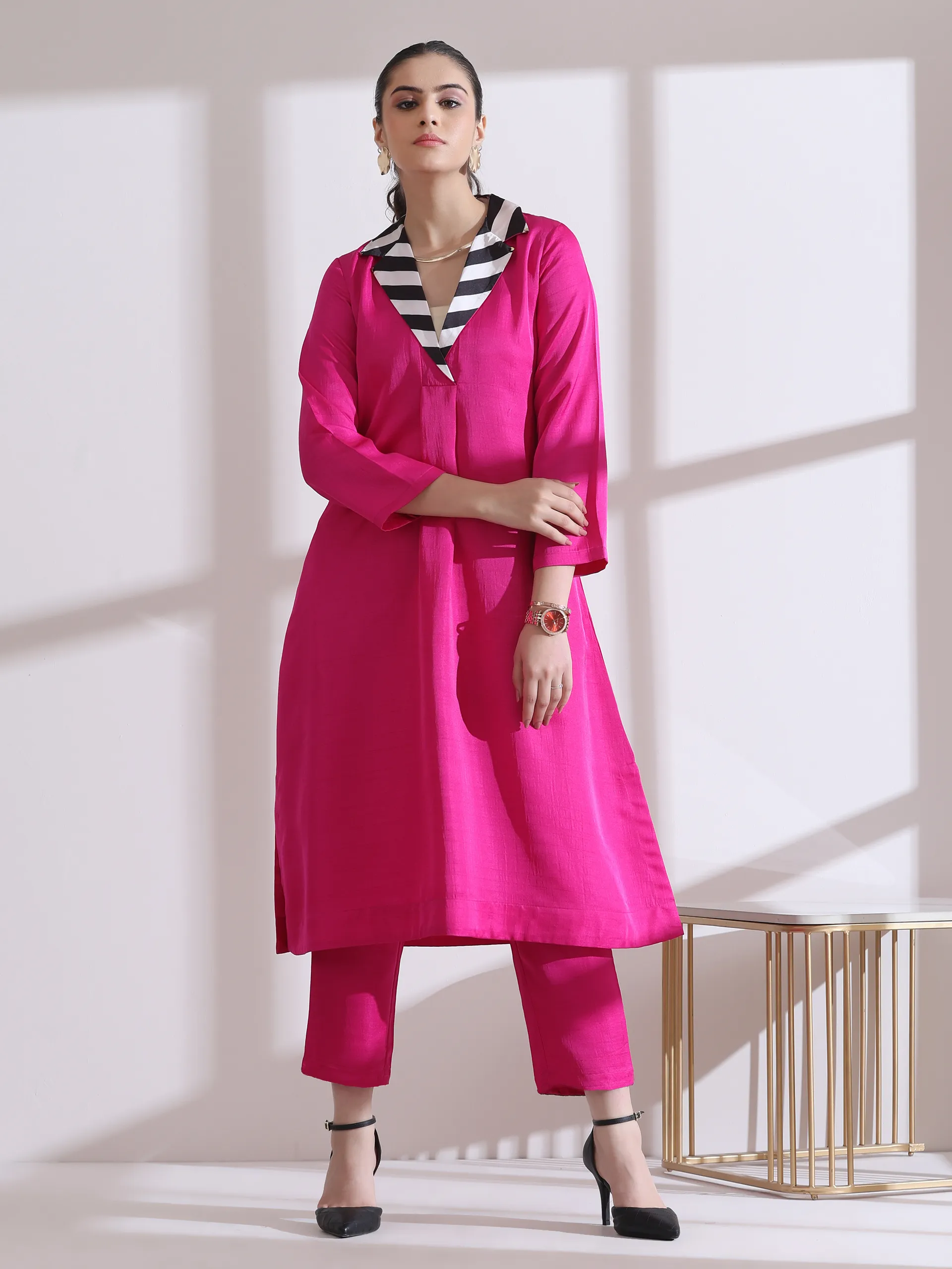2 Pc Set - Prf'T Lux Fuchsia Striped Collar Kurta With Pants
