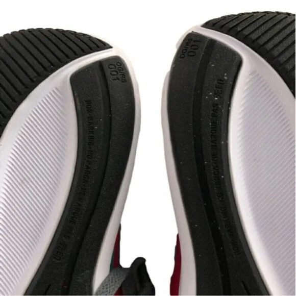 5Y Nike  Star Runner 3 GS Big Kids Running Shoes Grey Red Sneakers