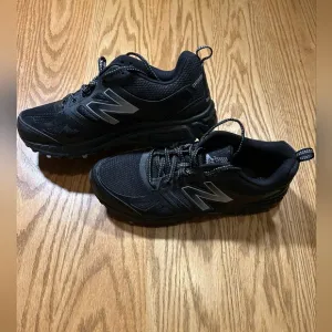 Black New Balence Athletic Shoes Mens Size 10.5