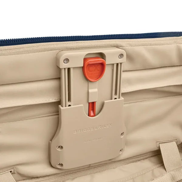 BRIGGS & RILEY BASELINE ESSENTIAL 22" CARRY-ON EXPANDABLE SPINNER