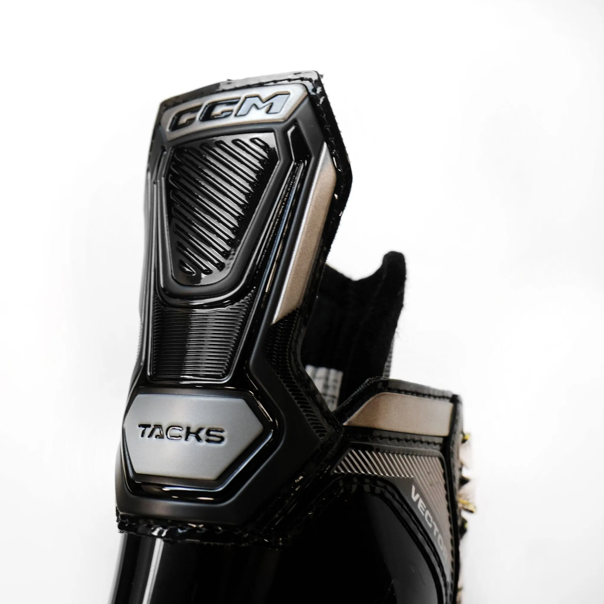 CCM Tacks Vector Intermediate Hockey Skates - 2022