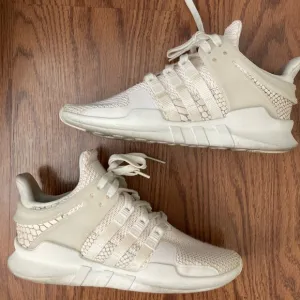 EUC Adidas Big Kids EQT Support Adv Running Shoes