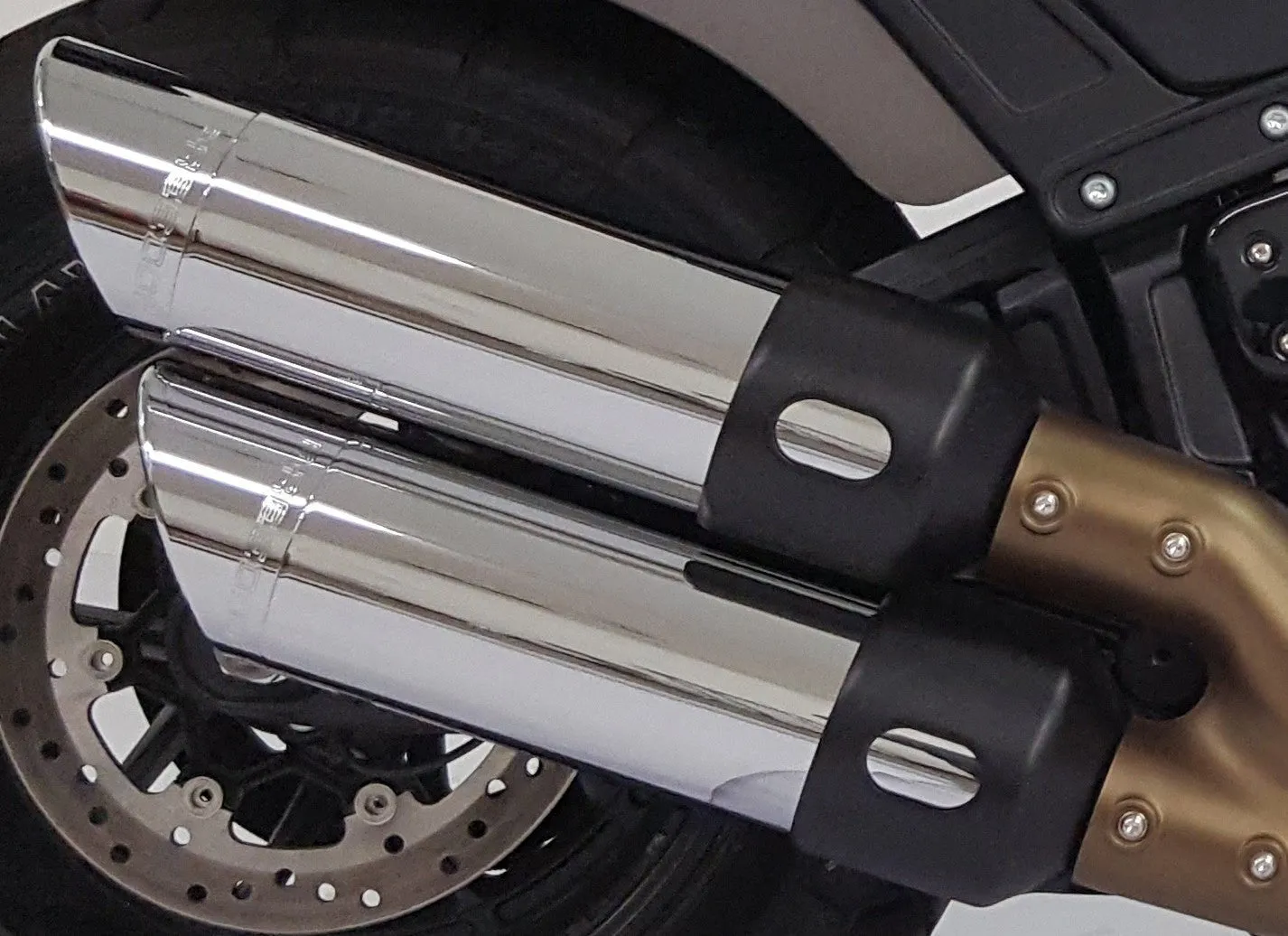 Freedom Performance HD00718 M8 Fatbob Slip-On - Chrome