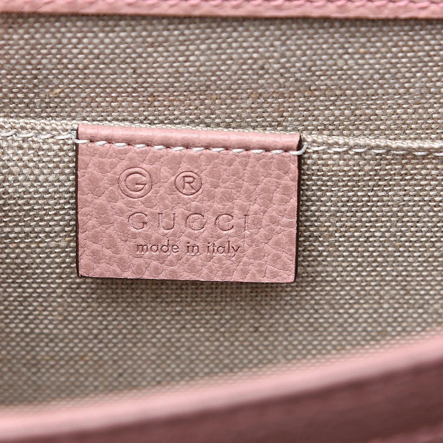Gucci Interlocking GG Crossbody Bag in Soft Pink