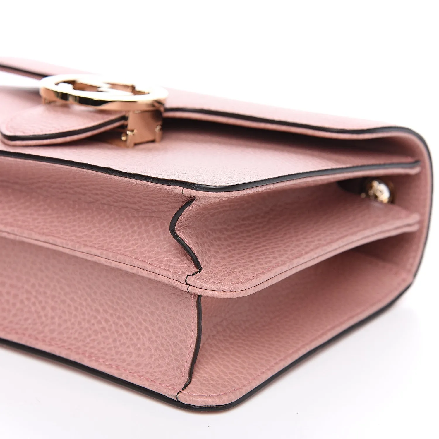 Gucci Interlocking GG Crossbody Bag in Soft Pink