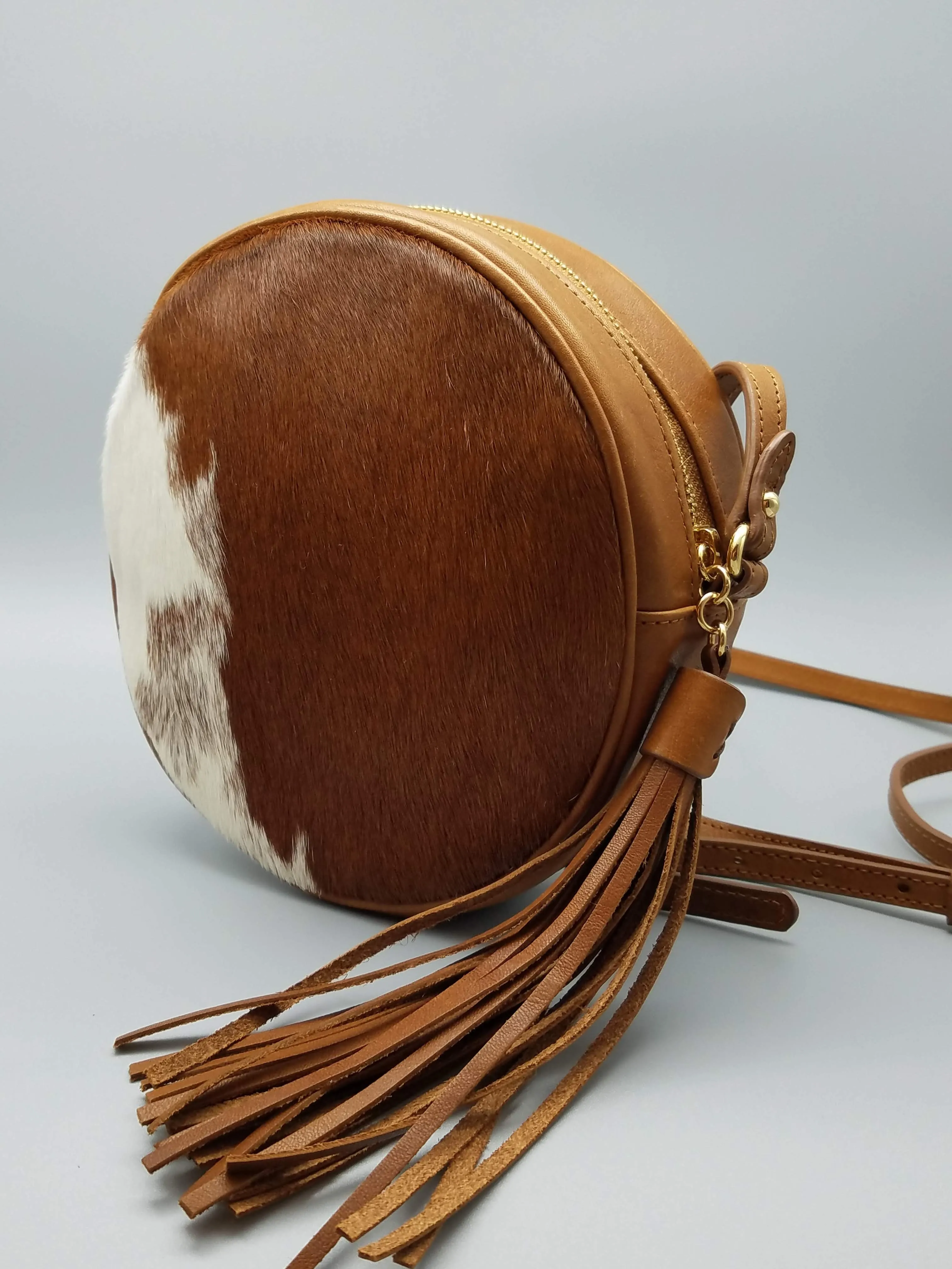 LEATHER & HIDE CIRCULAR CROSS BODY