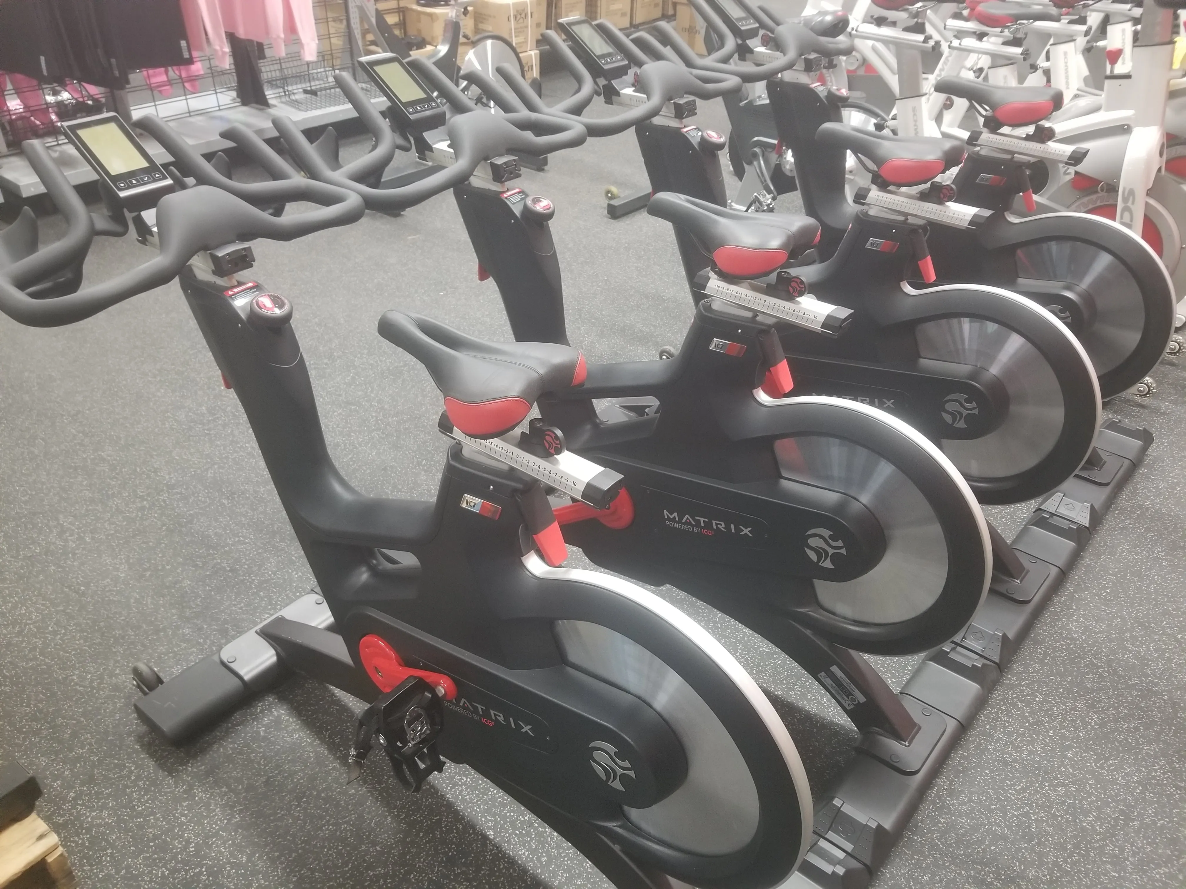 Life Fitness IC7 Indoor Cycle - ICG Exercise Bike w/Bluetooth