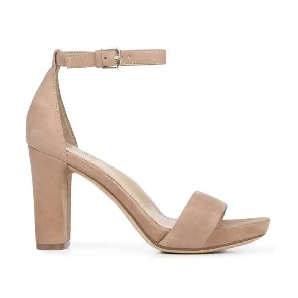 Naturalizer Women's Joy Dress Sandal (WIDE)