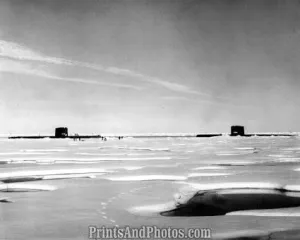 Navy USS Skate & Seadragon N. Pole  2704