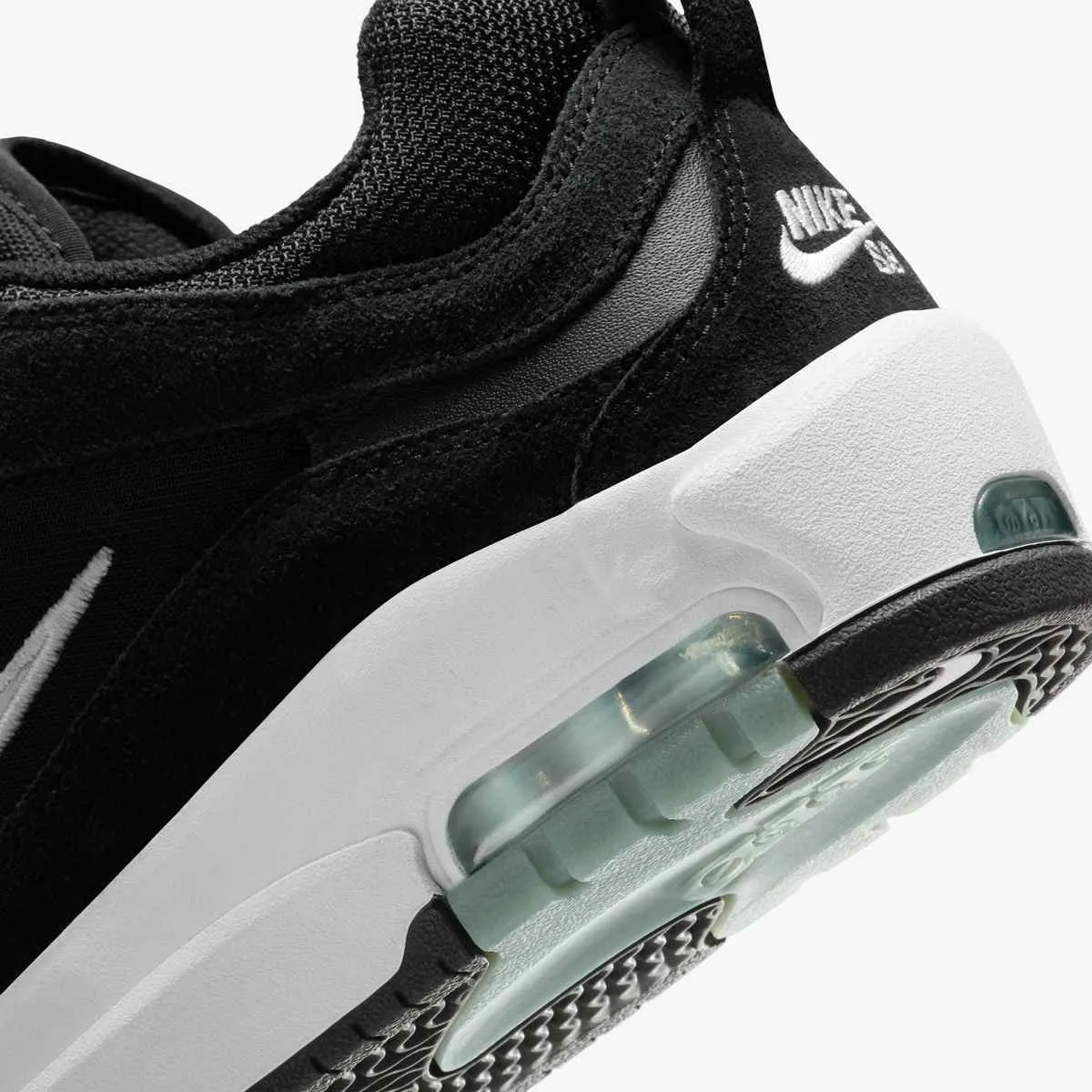 Nike Air Max Ishod