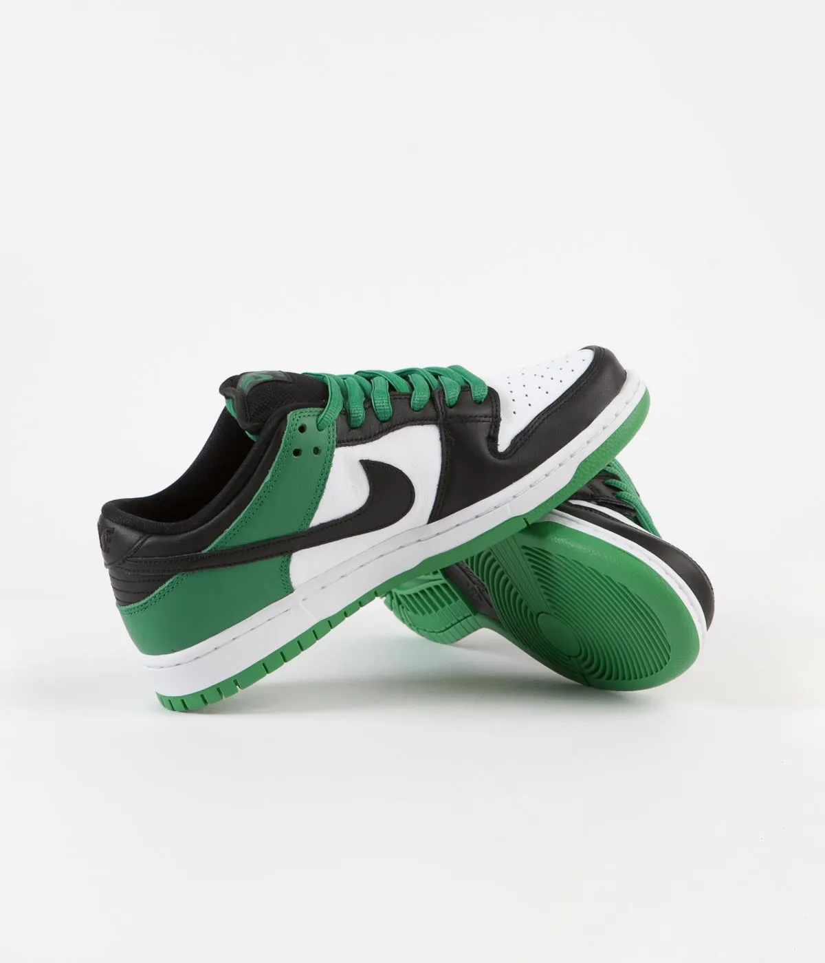 Nike SB Dunk Low Pro Shoes - Classic Green / Black - White - Classic Green - Black