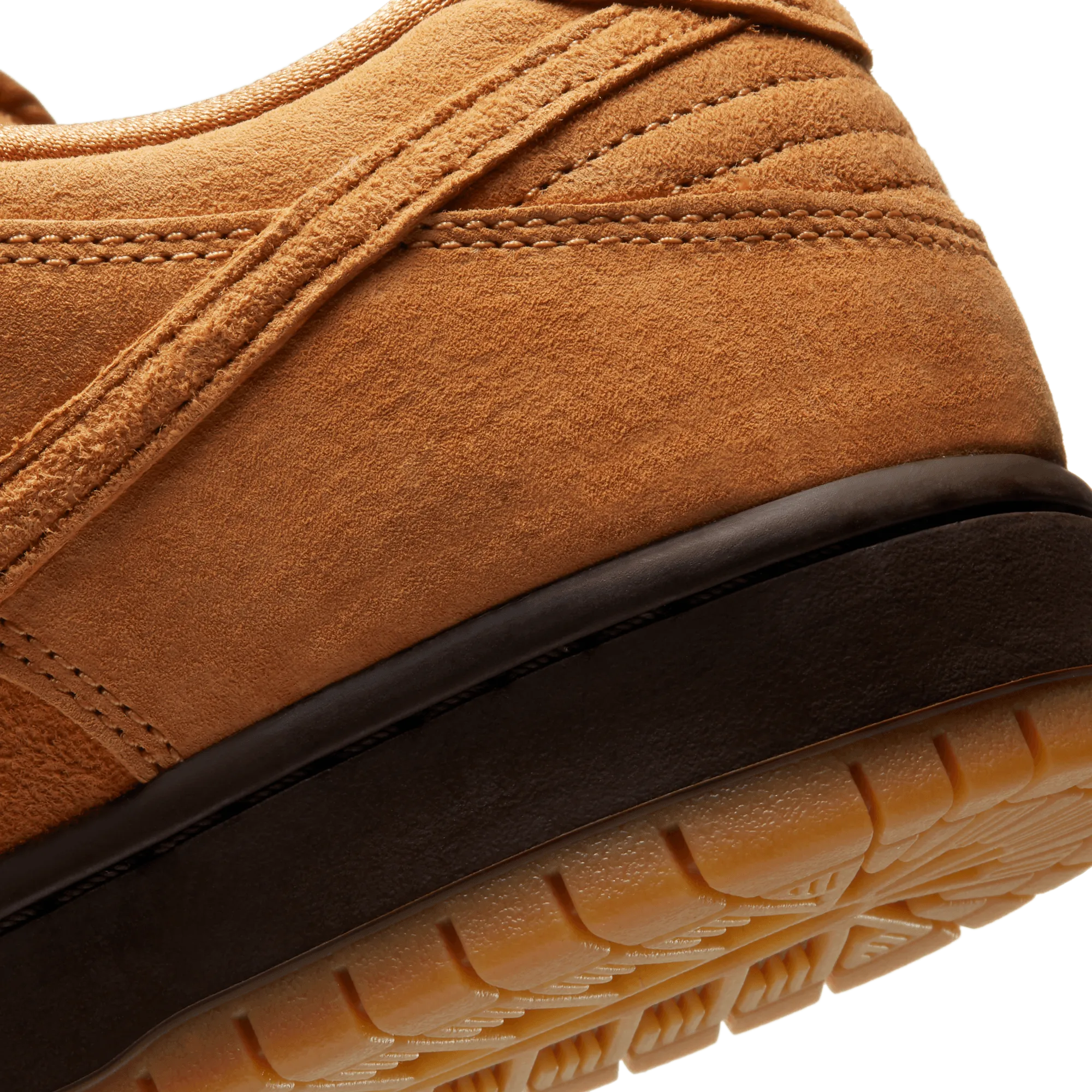 NIKE SB DUNK LOW PRO