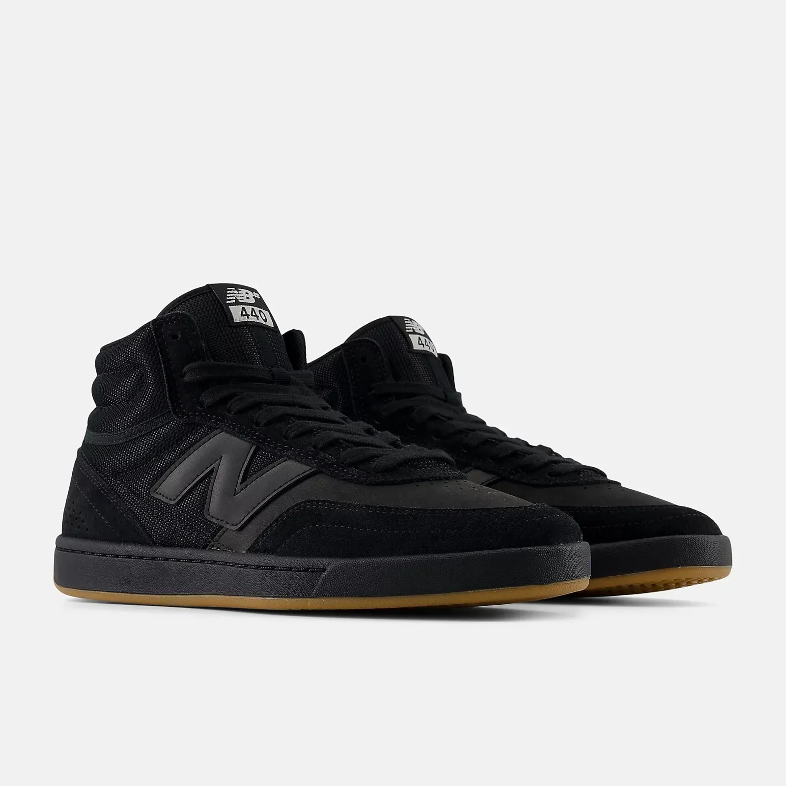 Numeric 440 V2 High Black/Gum