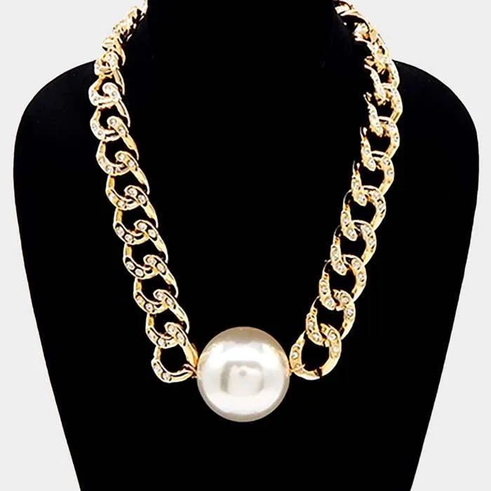 Pearl Pendant Rhinestone Embellished Chain Necklace