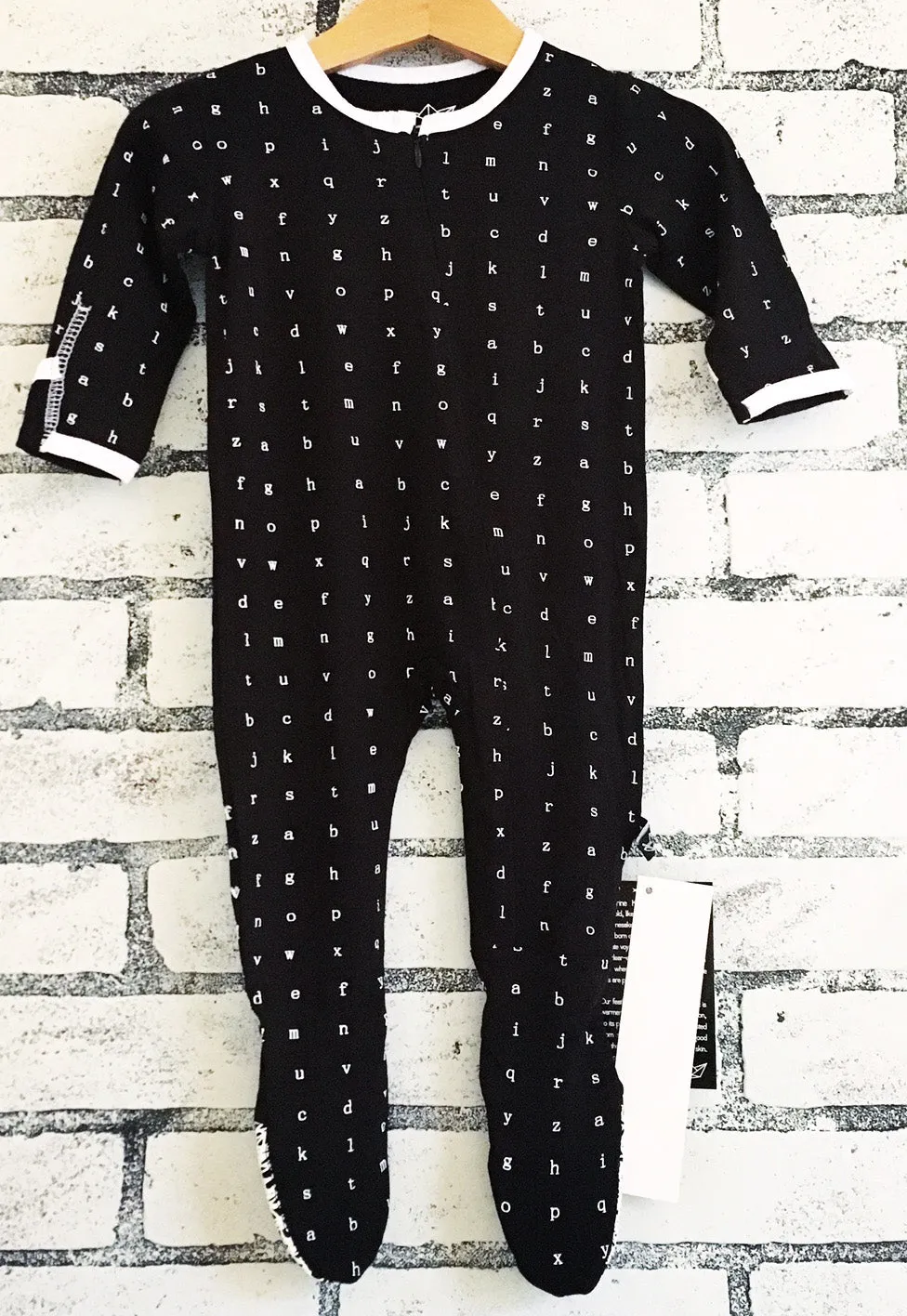 Peregrine Typewriter Black Footie