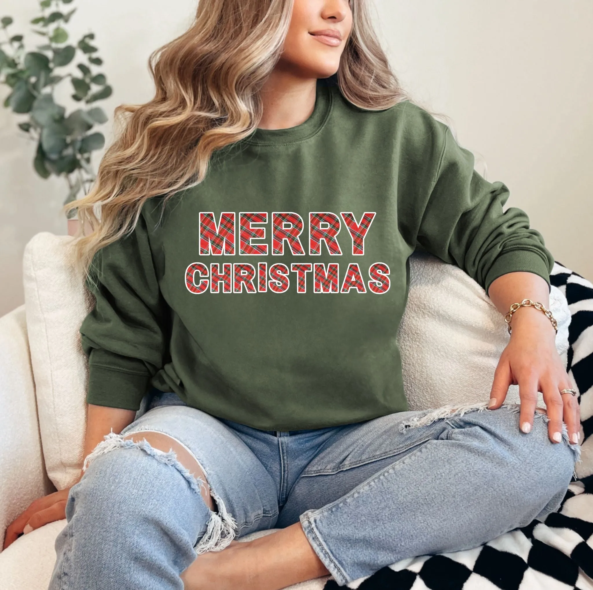 Plaid Print  Merry Christmas Women's Graphic Sweatshirt