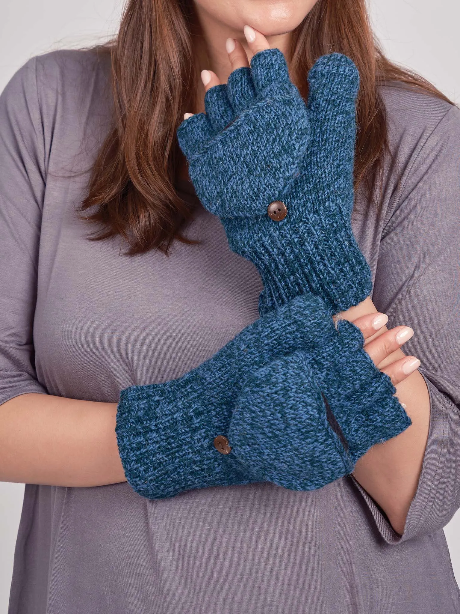 Plain knit Glittens.