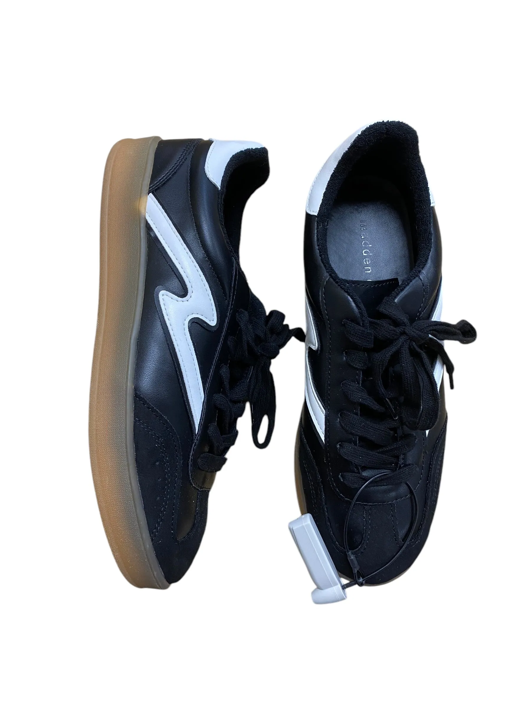 Shoes Sneakers By Madden Girl In Black, Size: 8.5
