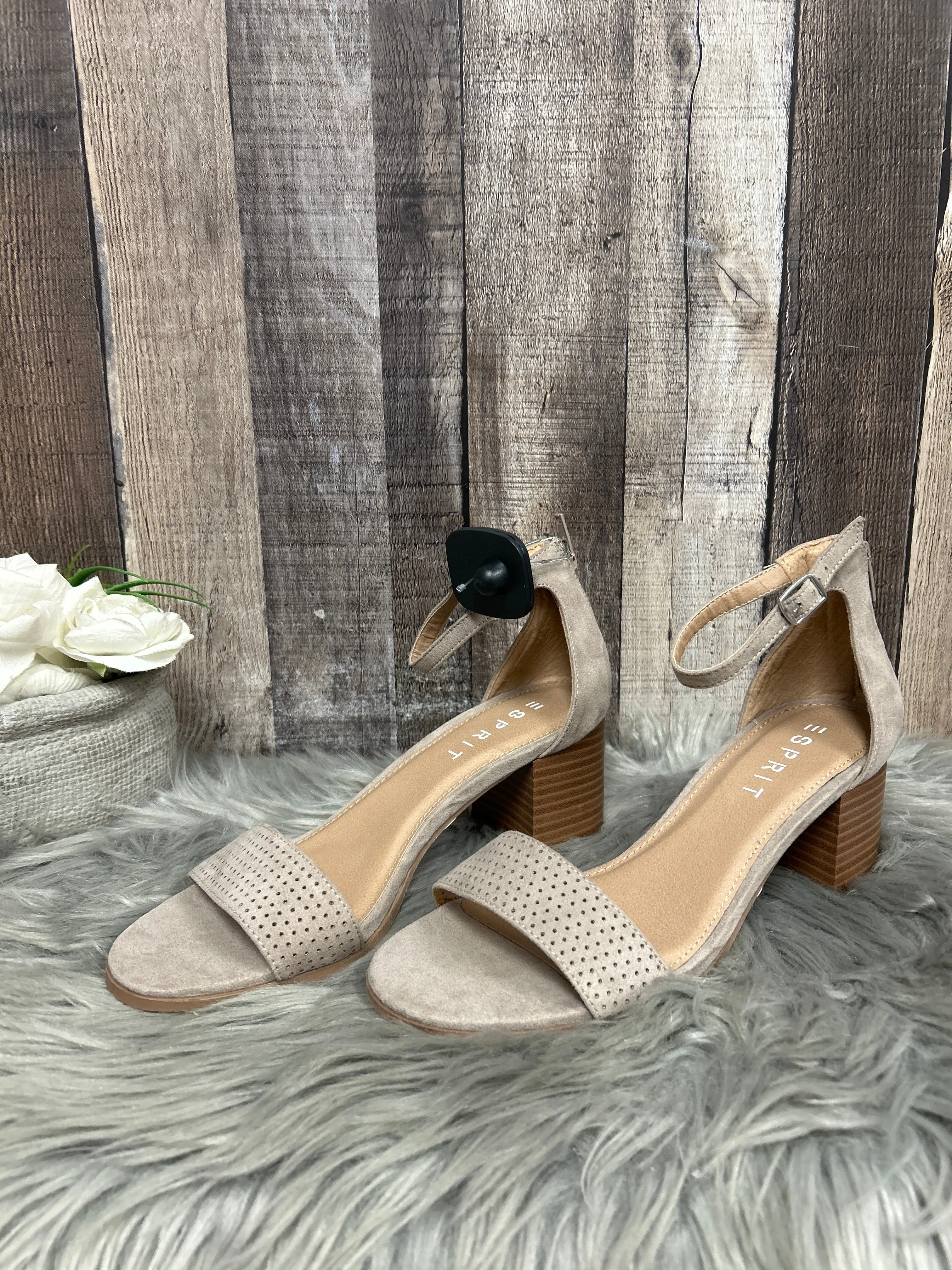 Tan Sandals Heels Block Esprit, Size 7.5