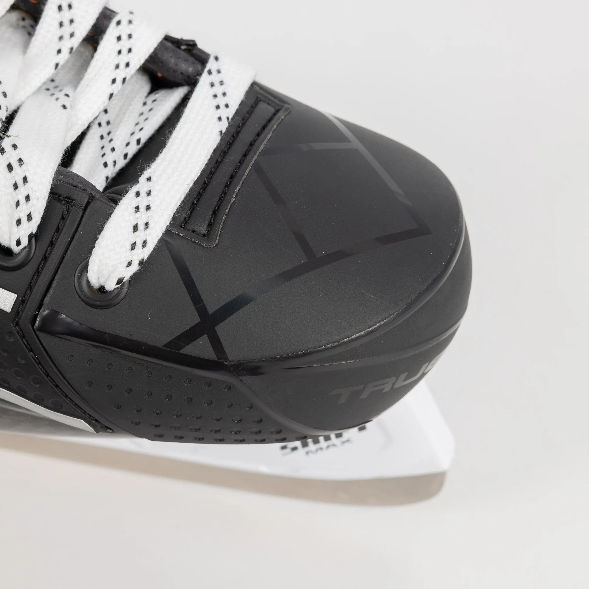 True HZRDUS 9X4 Intermediate Hockey Skates