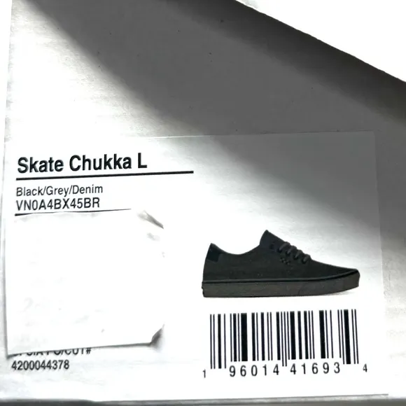 VANS Skate Chukka Low Black Gray Men’s Low Top Canvas Sneakers Size VN0A4BX45BR
