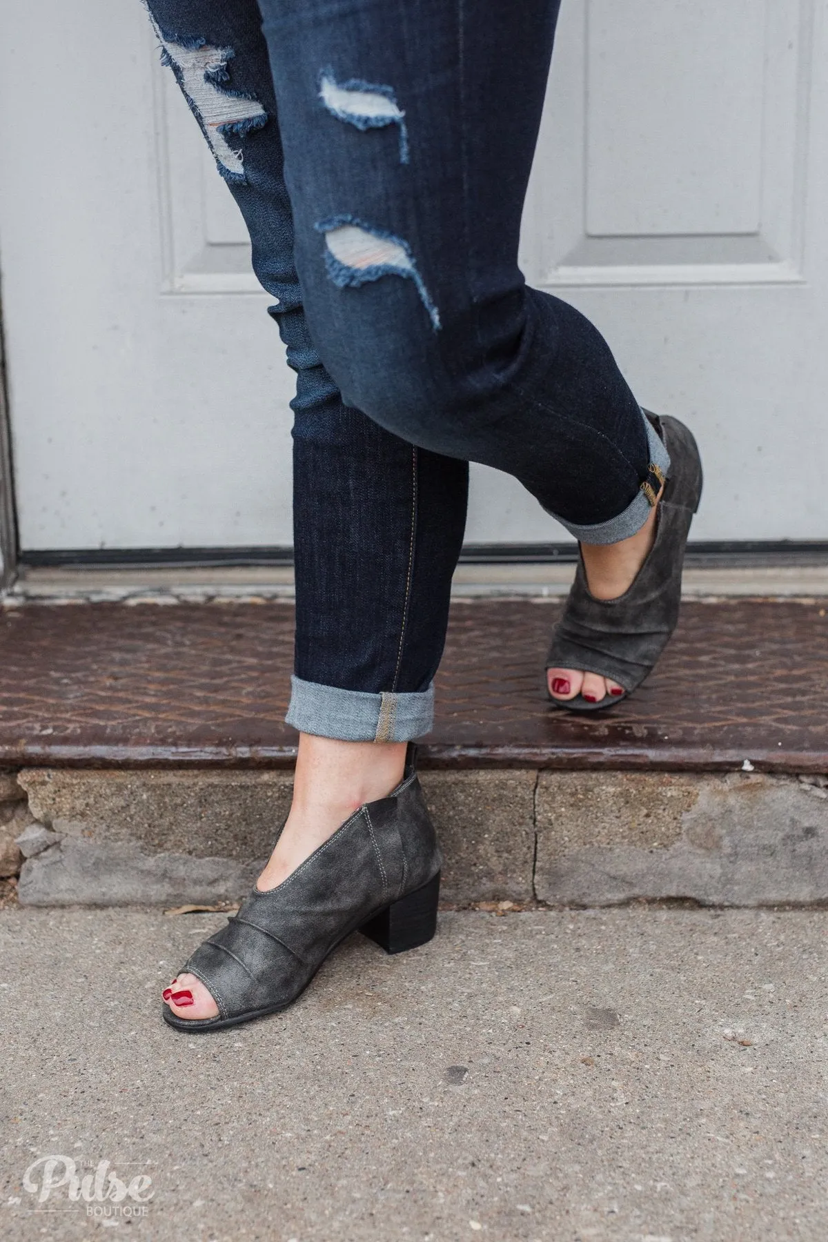 Very G Janice Booties- Grey
