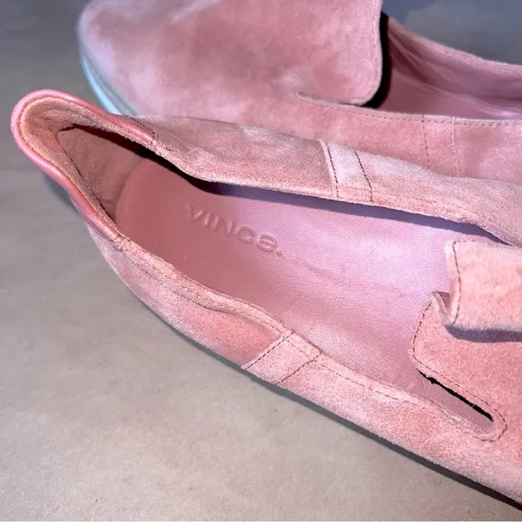 Vince Dillon Sneaker in Terracotta Rose Women’s Suede Slip Ons Size 9