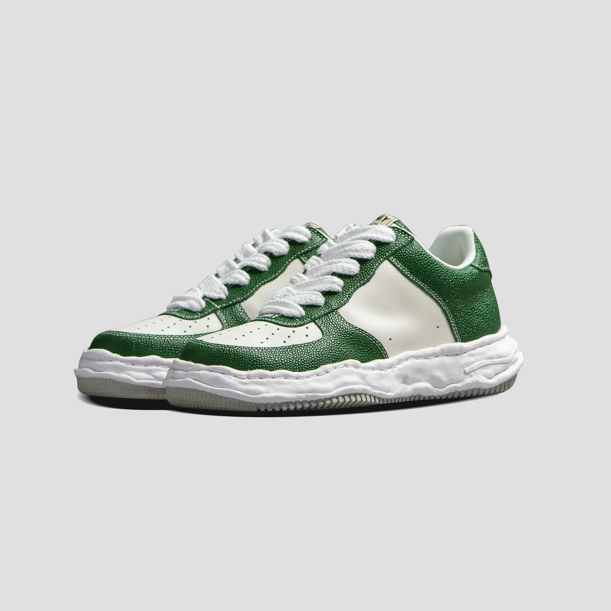 WAYNE OG SOLE LOW-TOP PEBBLES LEATHER SNEAKERS